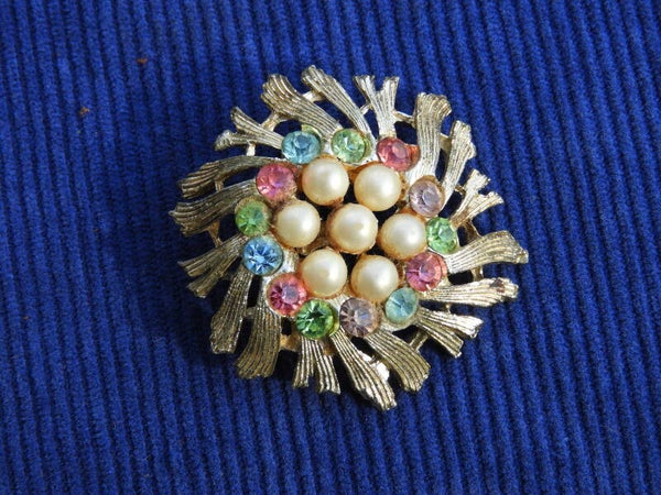 Broche