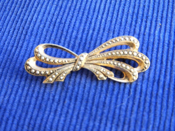 Broche