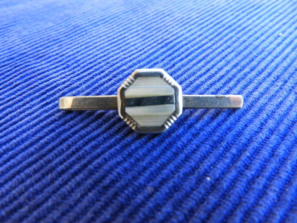 Pince à cravate