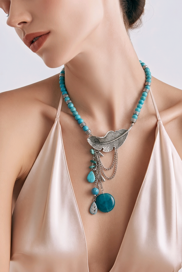 Collier 738 pierres Turquoise véritable