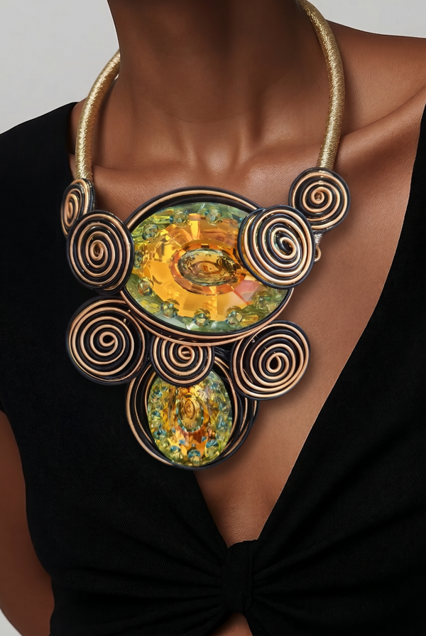 Collier cabochon verre doré