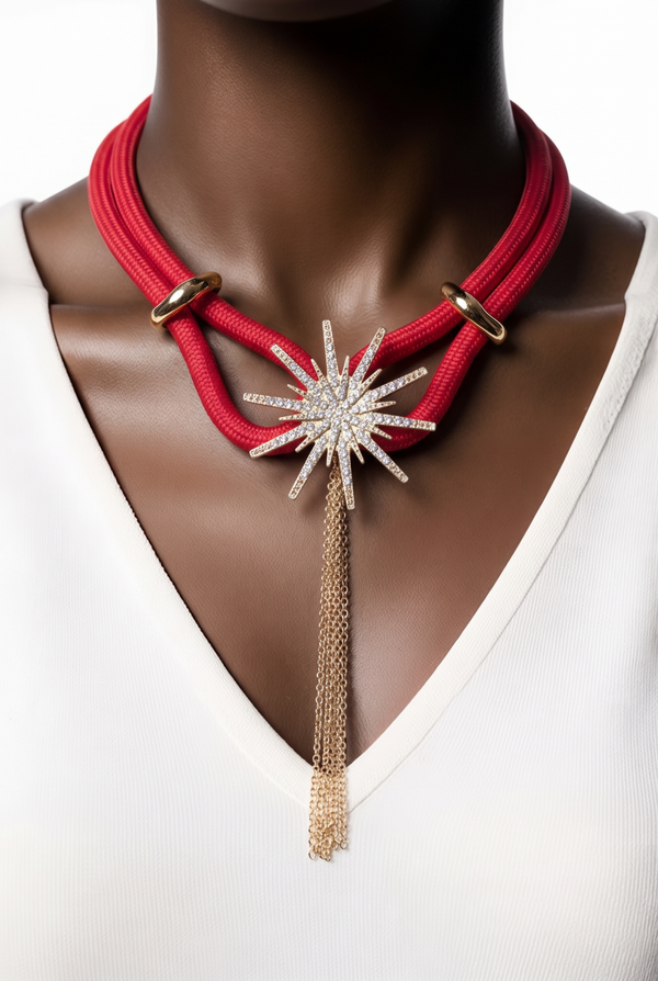 Collier 759 cordon rouge étoile scintillante