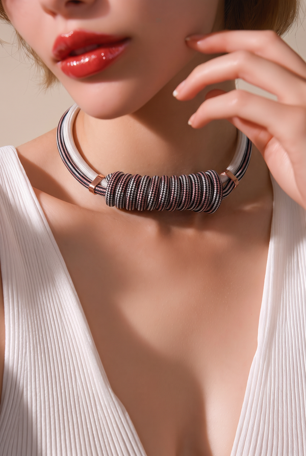 Collier 809 cordon