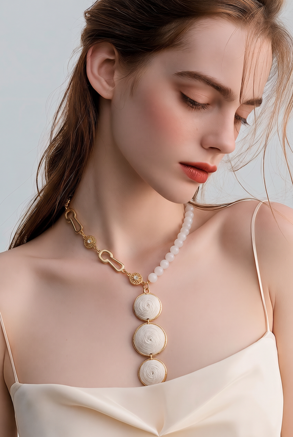 Collier 805 pierre naturelle de Lune