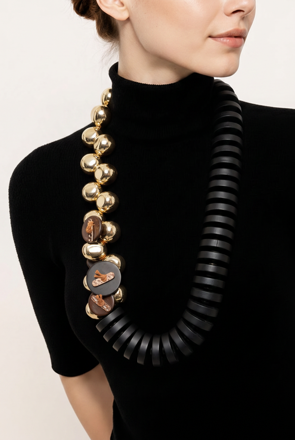 Collier 845 long chocolat