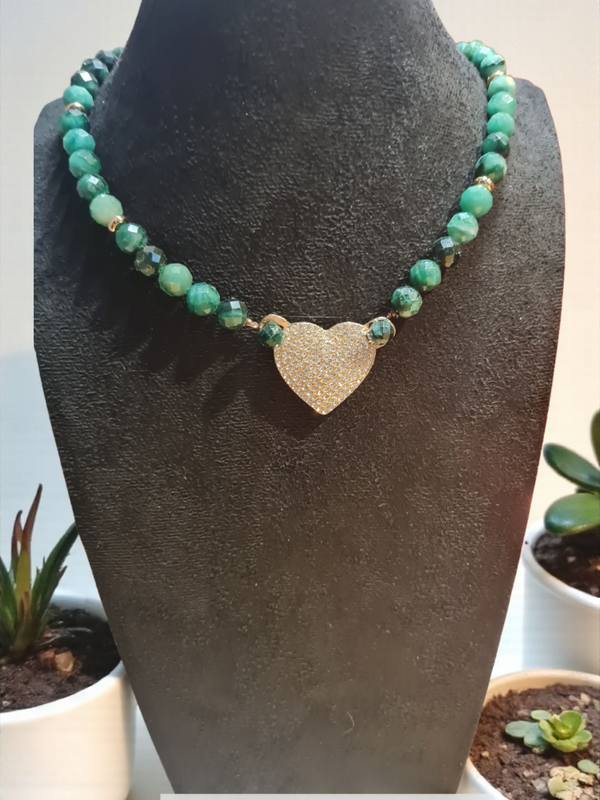 Collier 532 pierre Émeraude AAA
