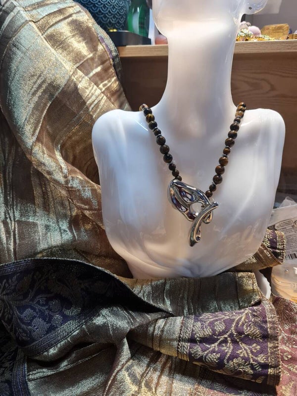 Collier 662 pierres Œil de Tigre