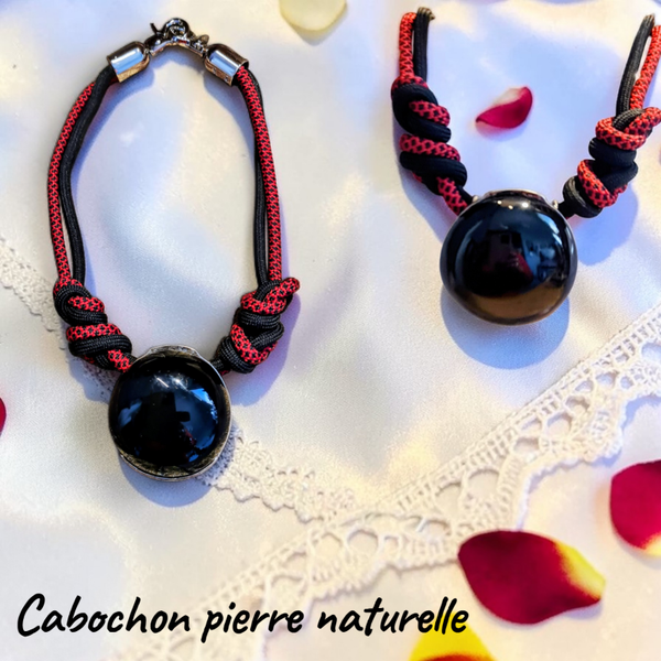 Collier 669 nœuds cabochon