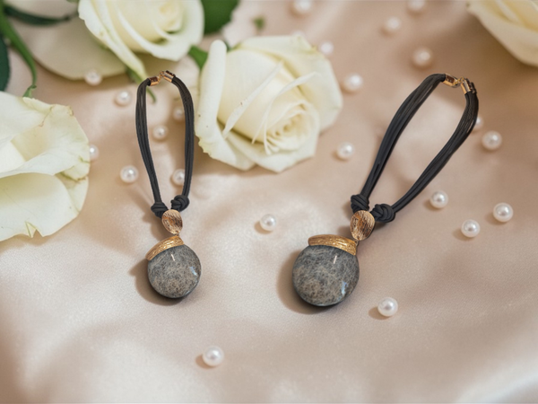 Collier 681 Albâtre monter sur cordon