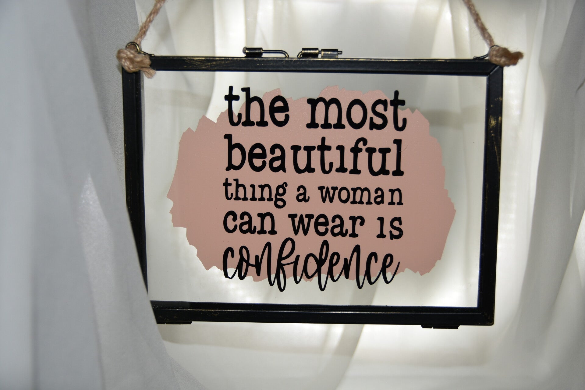 ✨  “She Wears Confidence"