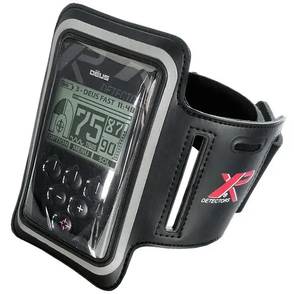 XP - Regenbestendige armband met hoes Deus en Orx
