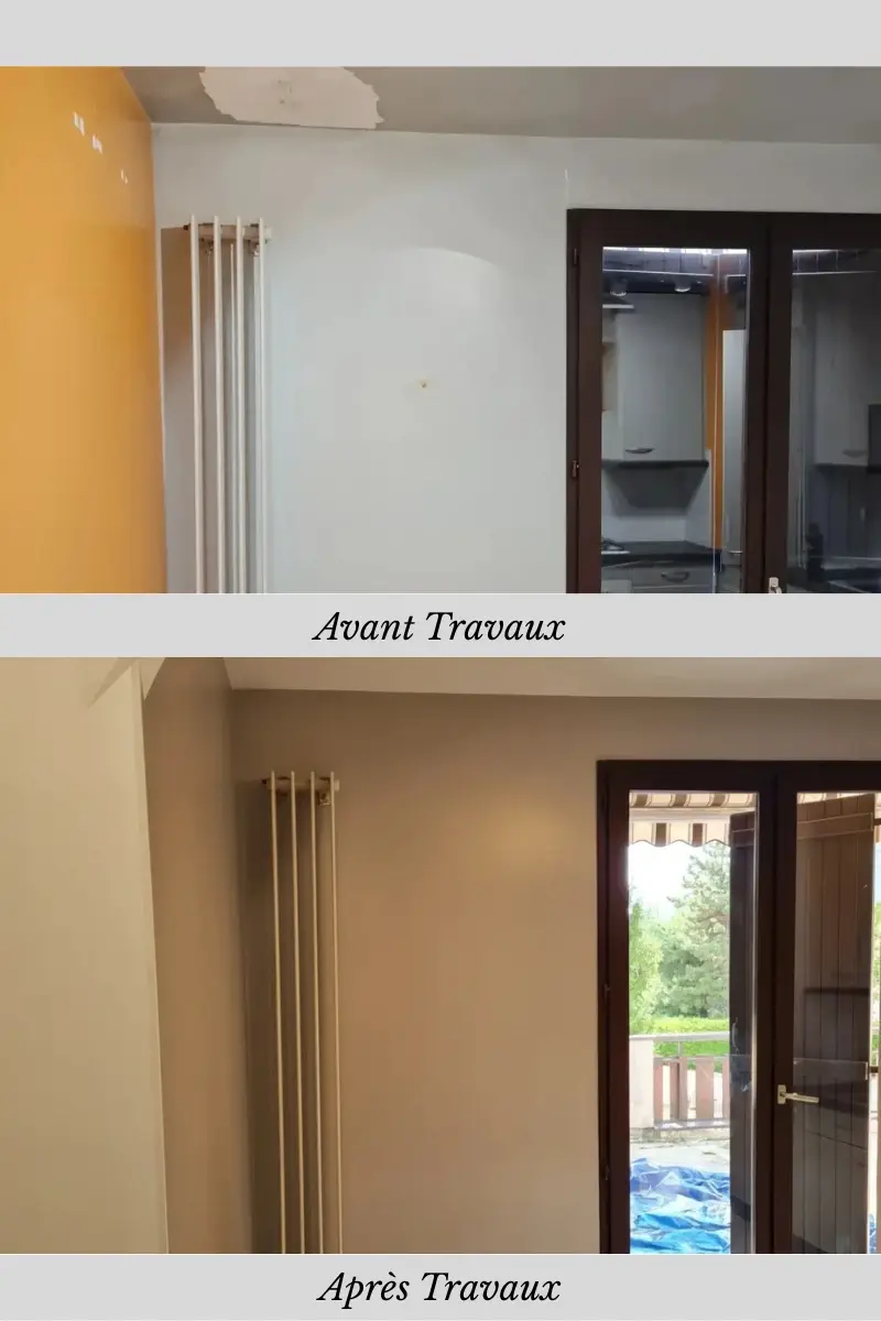 Travaux de peinture et remise à neuf séjour Annecy : avant mur orange et plafond endommagé, après murs beige et finition moderne