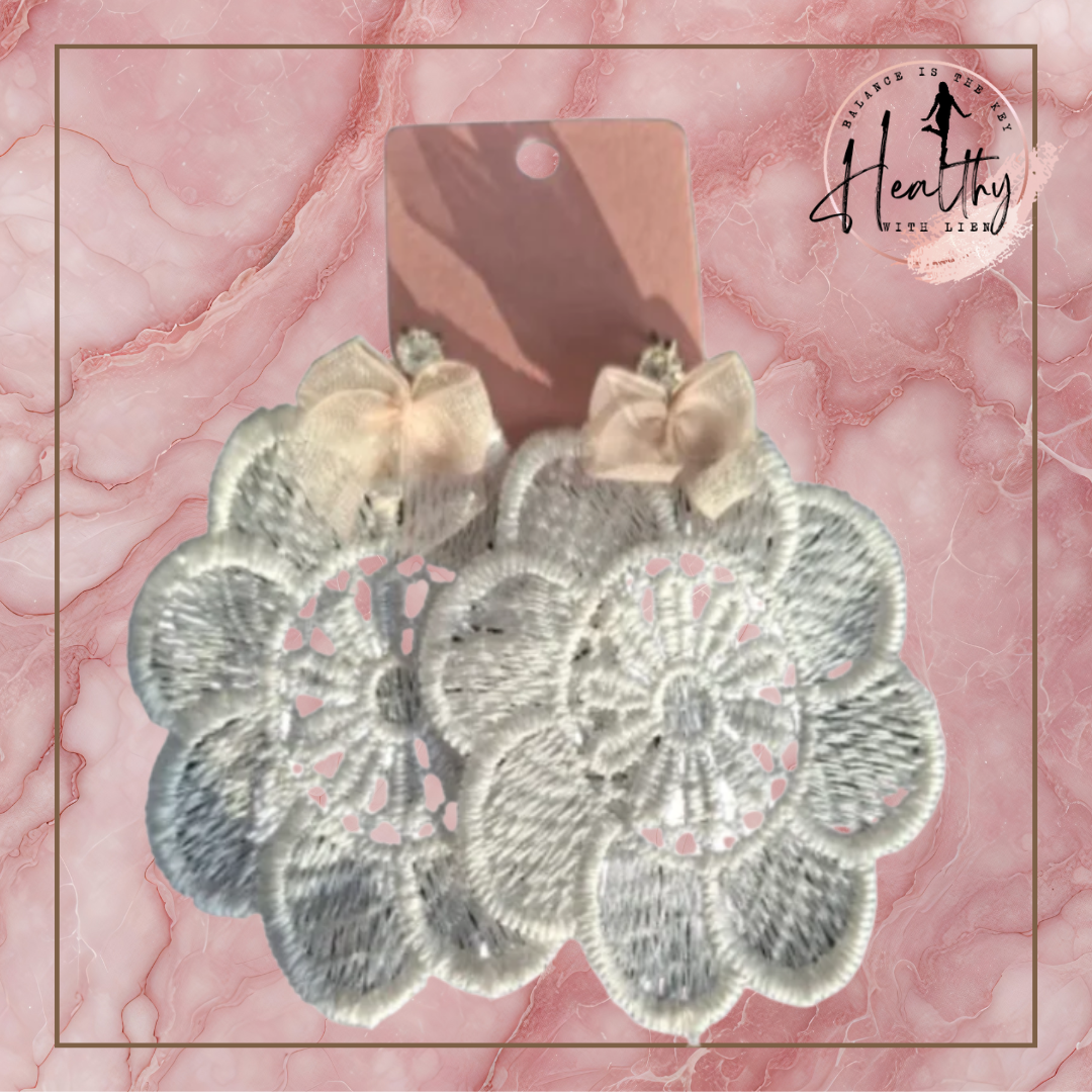 Luxueuze kanten bloemoorbel