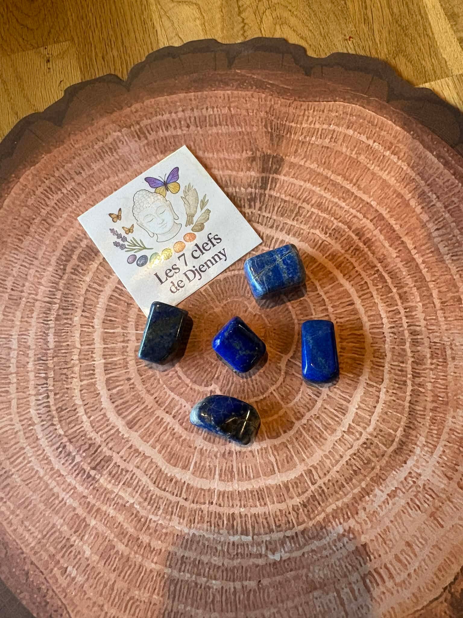 77807: pierre polie lapis-lazuli qualité AA