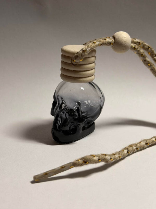 Hanging Wood Car Diffusers Skull