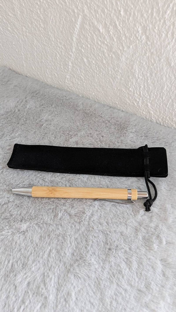 🖊️ Personalisierter Holz-Kugelschreiber mit deinem Wunschnamen – inkl. Schutzhülle! 🌿✨