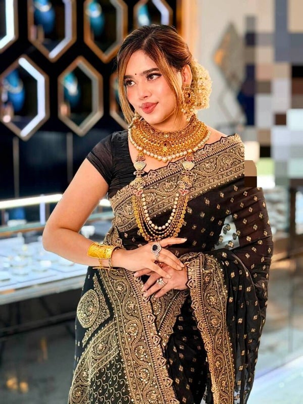 220726 ✨ Ayesha's World Special Designer Khaddi Saree ✨