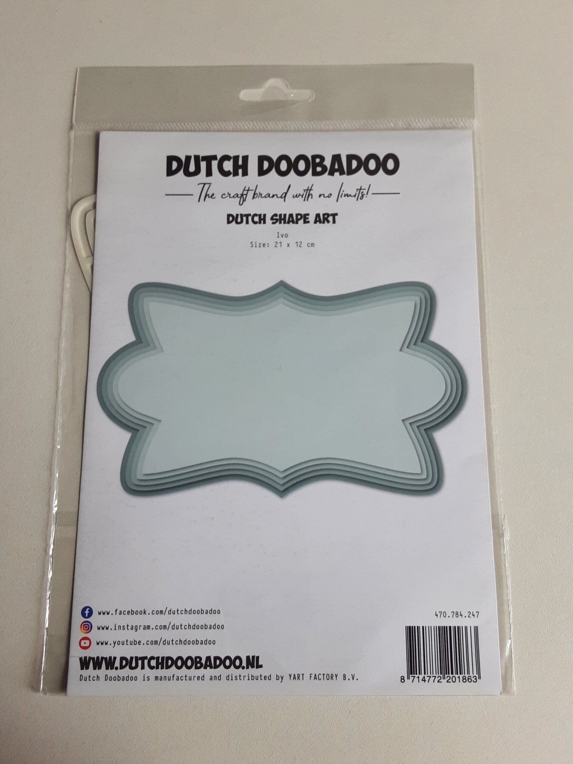 Dutch Doobadoo shape art Ivo