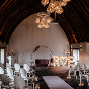 Aangeklede trouwzaal Kasteel Woerden