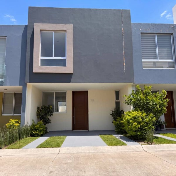 🎈🎈🎈Casa 75 en venta en la rua residencial al sur de la ciudad🎈🎈🎈