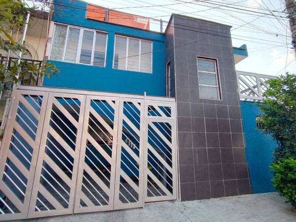 (VENDIDA) 📍Casa en venta en la colonia Rancho Nuevo, en Guadalajara, muy cercana a Plaza Independencia.