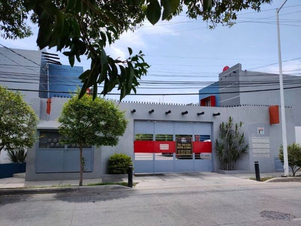 (VENDIDA) CASA A LA VENTA EN COTO A UNAS CUADRAS DE AVIACION