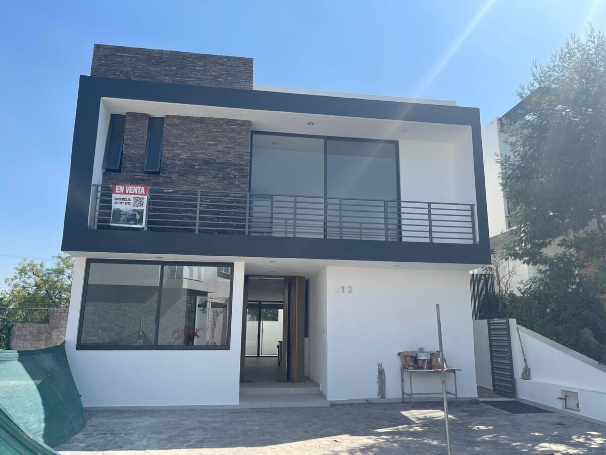 🎈🎈🎈SE VENDE CASA EN PUERTA AZALEAS VALLE DE BUGAMBILIAS🎈🎈🎈