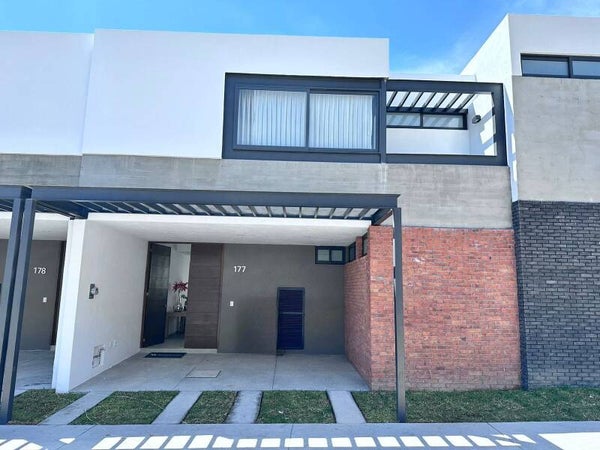 (VENDIDA) 2 🎈🎈Hermoso Casa a la Venta🎈🎈  📍Coto ubicado a un costado de la Gurmeteria por López Mateos Sur