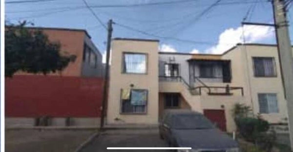 (VENDIDA) 📍CASA DUPLEX A LA VENTA EN ZAPOPAN NORTE, EN FEDERALISTAS Y VALDEPEÑAS