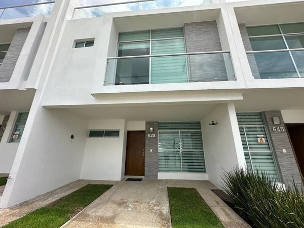 🎈🎈🎈Casa en Venta Coto Natura🎈🎈🎈  📍Ubicada Prol. Mariano Otero 5058, Natura Bosque Residencial, 45066 Zapopan, Jal.