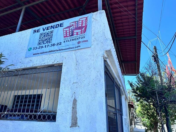 VENDIDA A la venta casa en calle Joaquin martinez chavaría # 1685, colonia lomas de Polanco