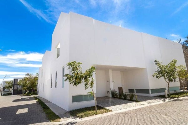 (VENDIDA) 📍Casa a la venta en Coto Barlovento Residencial en Zapopan (prolongacion M. Otero)