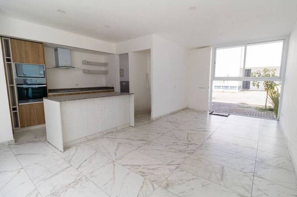 (VENDIDA) 📍Casa a la venta en calle Guardia Nacional, y Prolongacion M. Otero