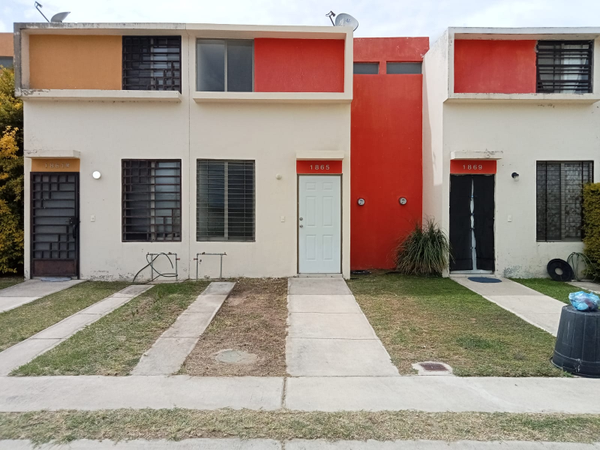 (VENDIDA) SE VENDE CASA EN TREBOLES RESIDENCIAL, ZAPOPAN &