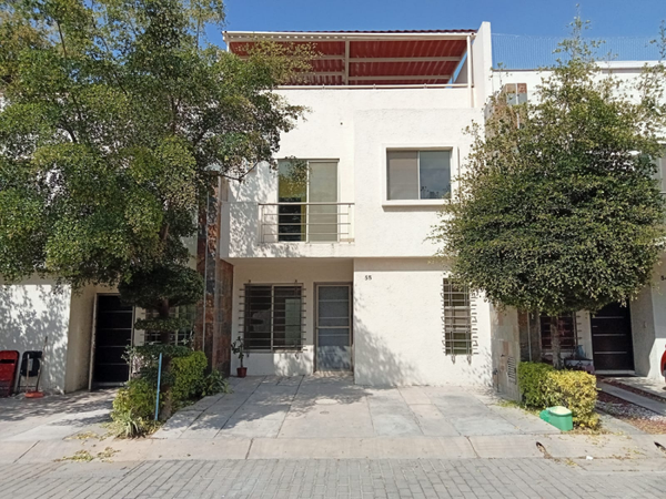 (VENDIDA) CASA A LA VENTA EN VALLE NORTE &