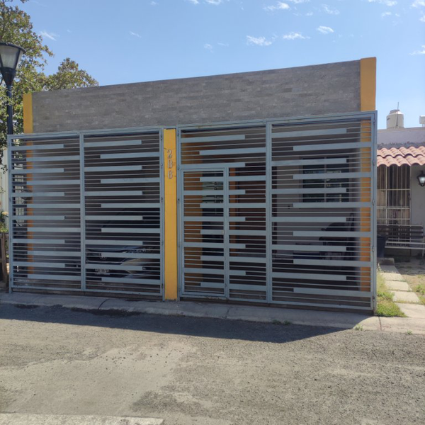 (VENDIDA) Casa en Venta-Condominio Florencia, Zapopan Tesistan