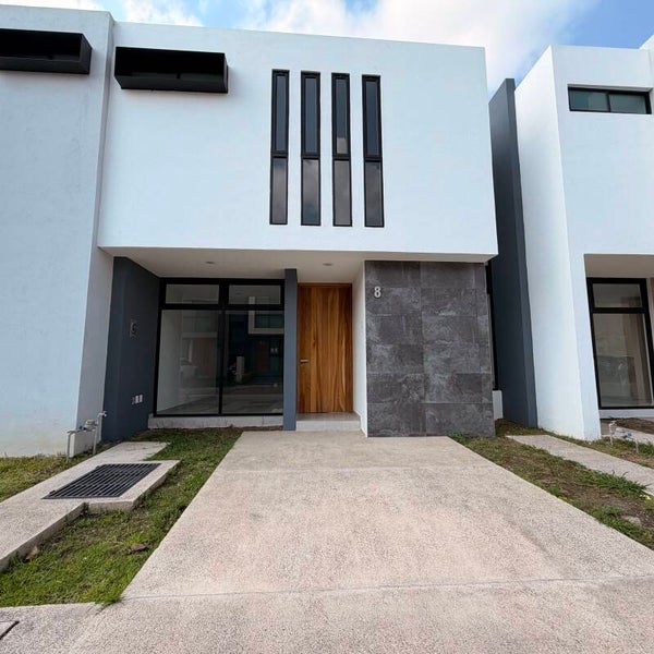 🎈🎈Casa Número 8 a la Venta🎈🎈  📍En coto Almena dentro de Casa Furte