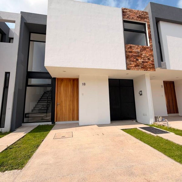 🎈🎈Casa Número 10 a la Venta🎈🎈  📍En coto Almena dentro de Casa Furte