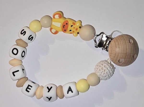 Attache lolette girafe