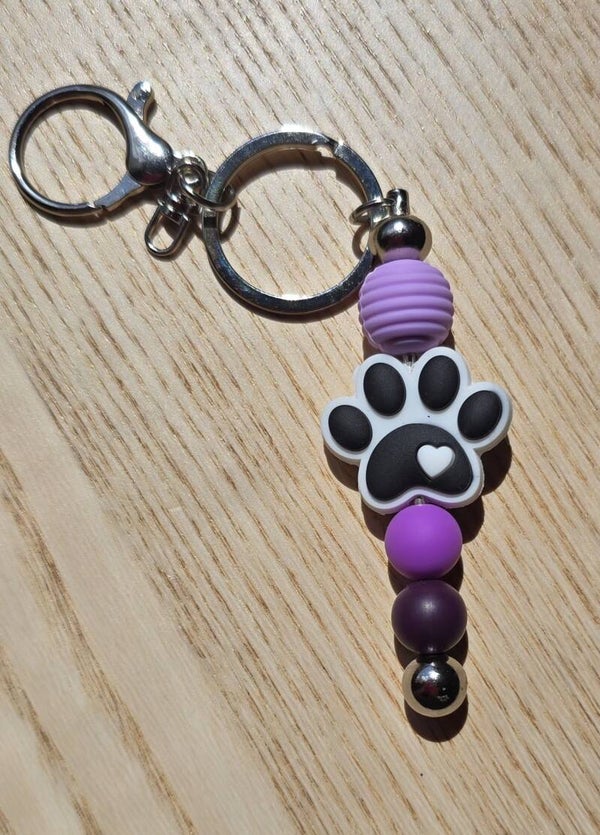 Porte-clef métal patte violette