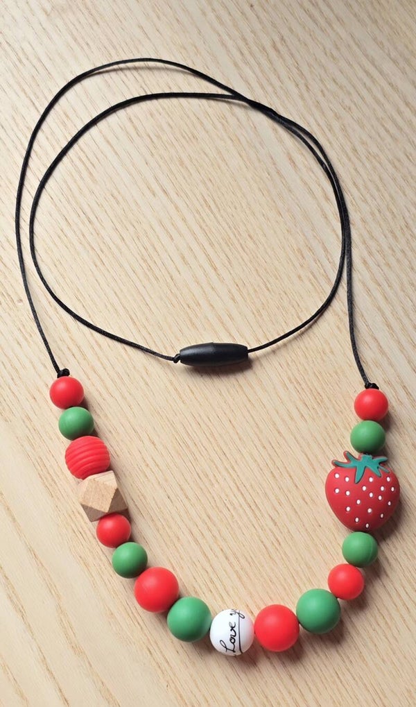 Collier d'allaitement fraise