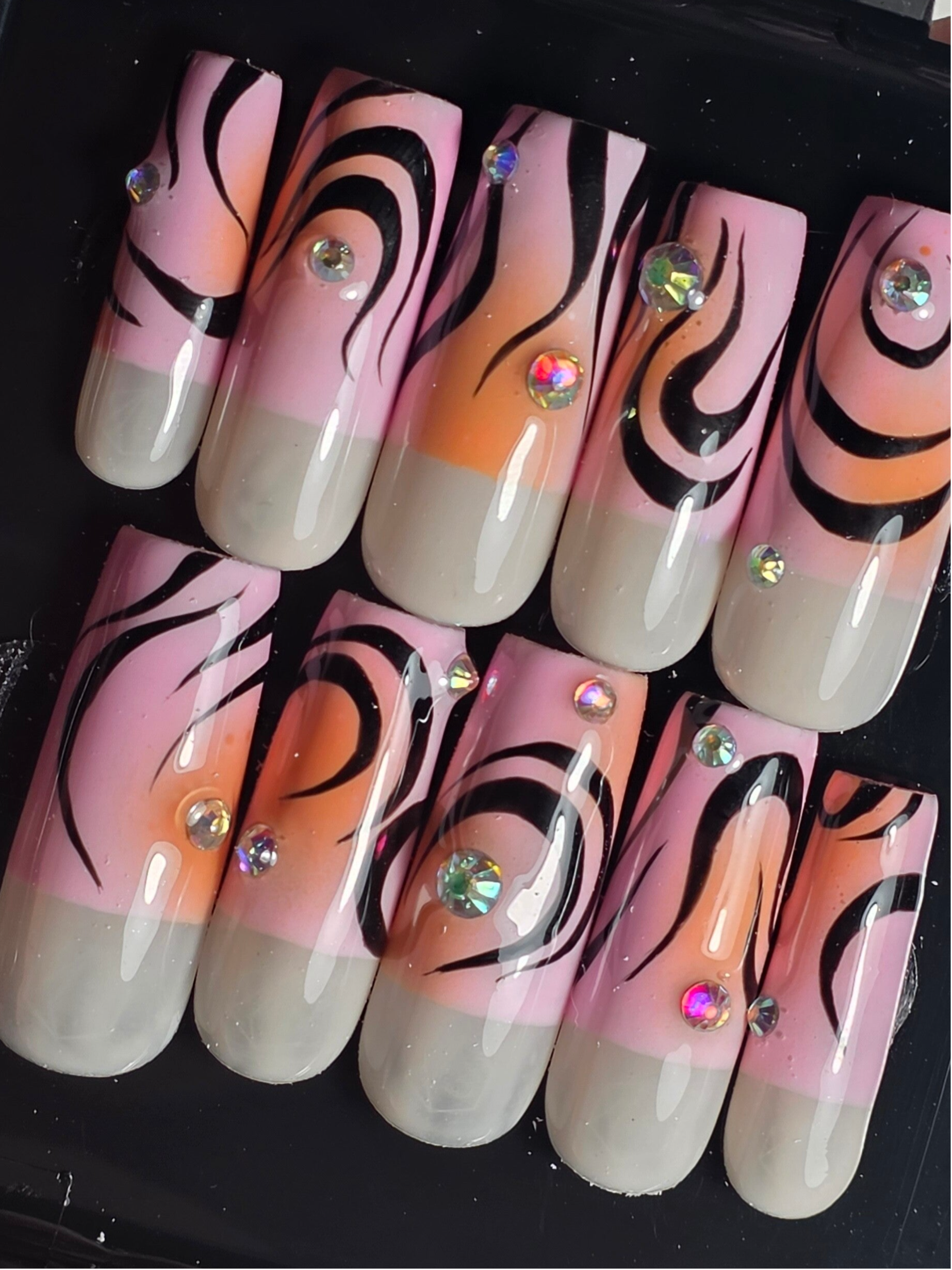 Press-on nails | Pop art