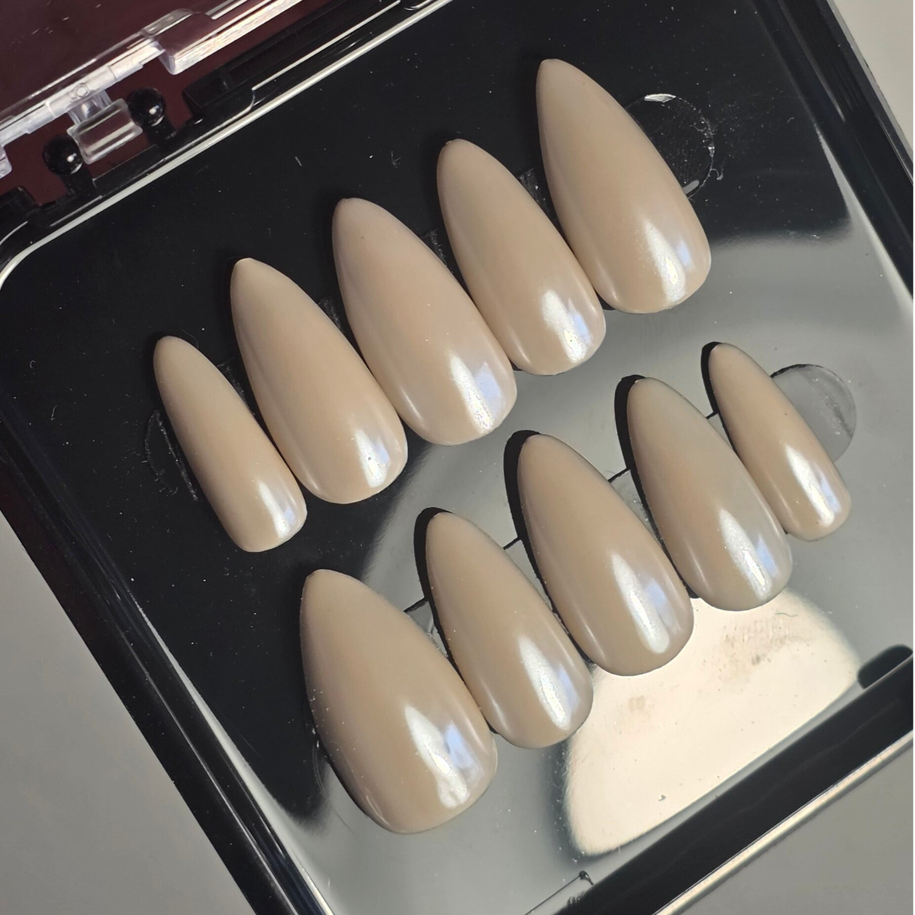 Press-on nails | Ivory Chrome