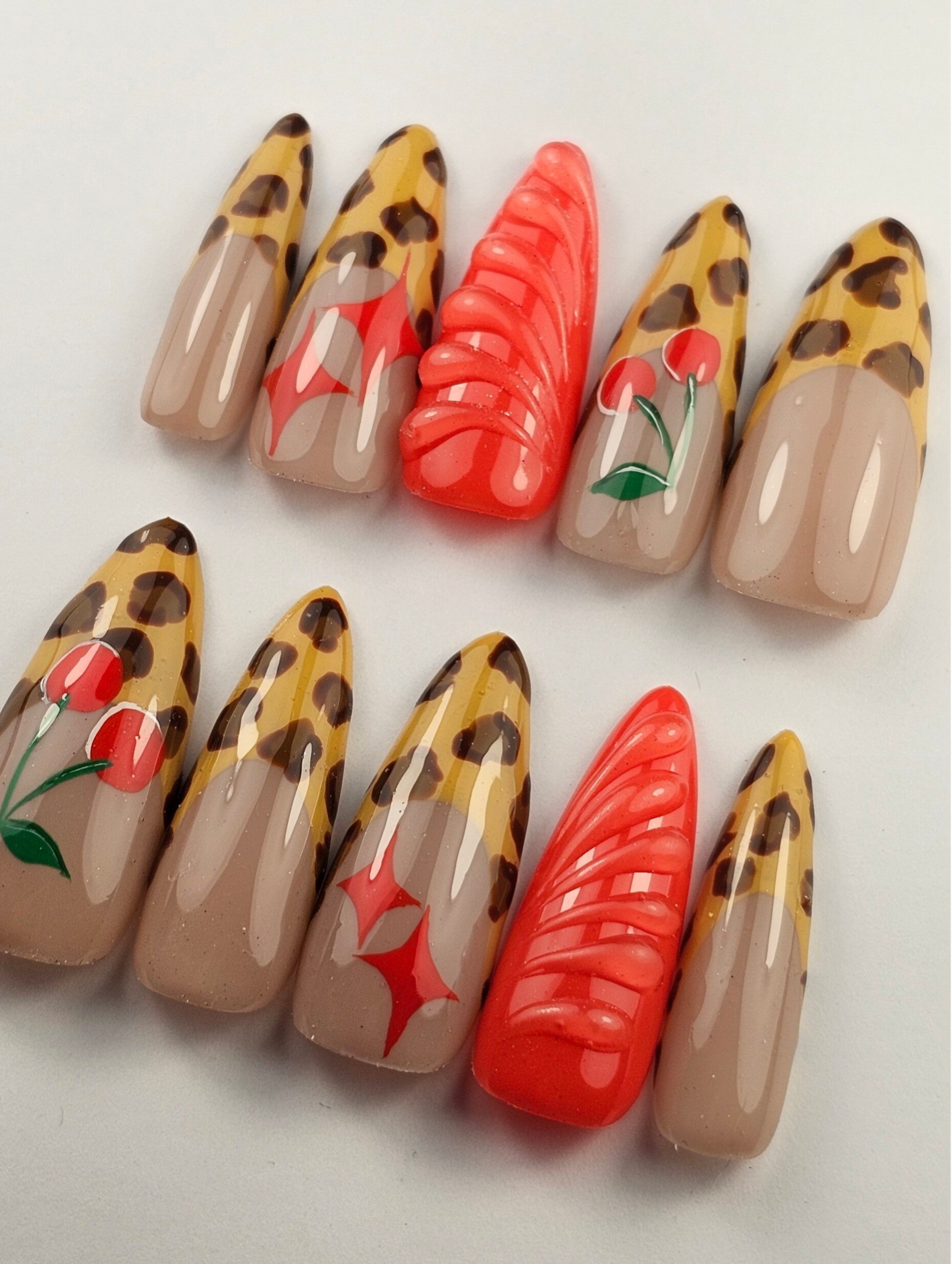 Press-on nails | Cherry Bombshell