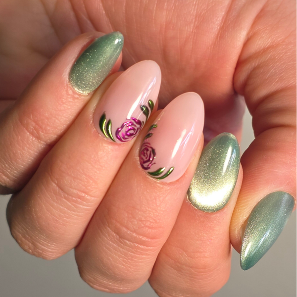 Press-on nails | Mystic Roses