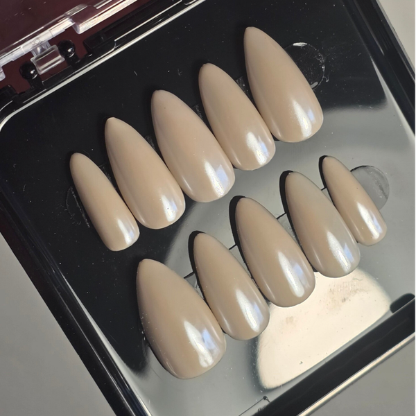 Press-on nails | Ivory Chrome
