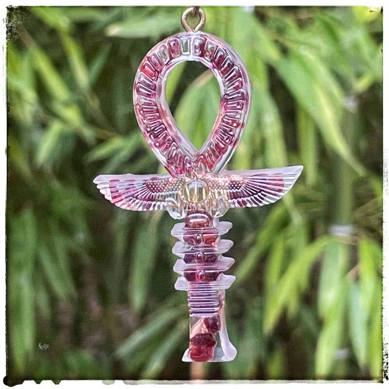 pendentif-ankh-grenat-standard-qcan7m.jpg
