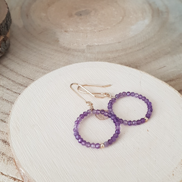 Art-Ajoure 14k Gold fill oorbellen met Amethyst.