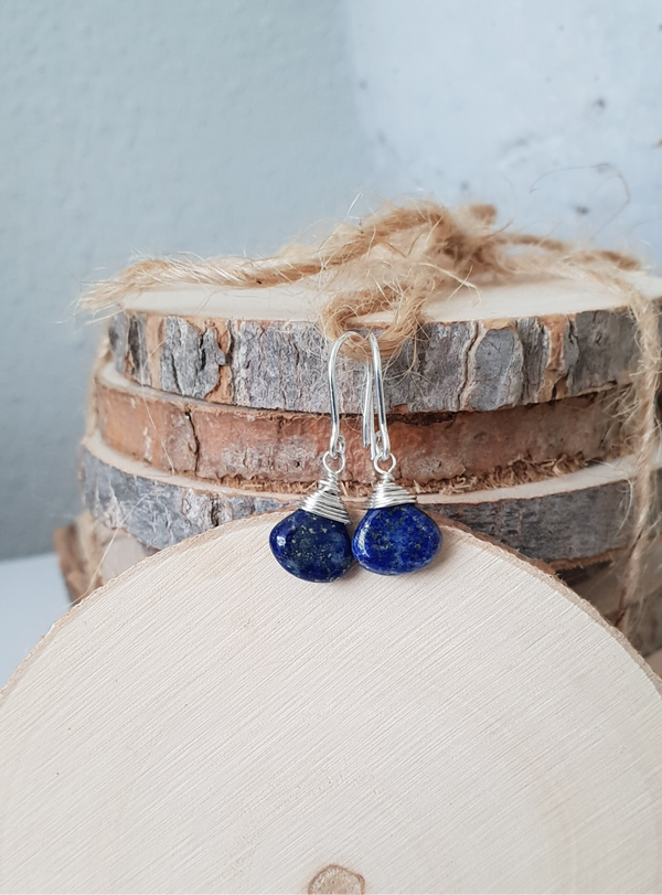 Art-Ajoure 925 Sterling zilver oorbellen met naturel Lapis lazuli.