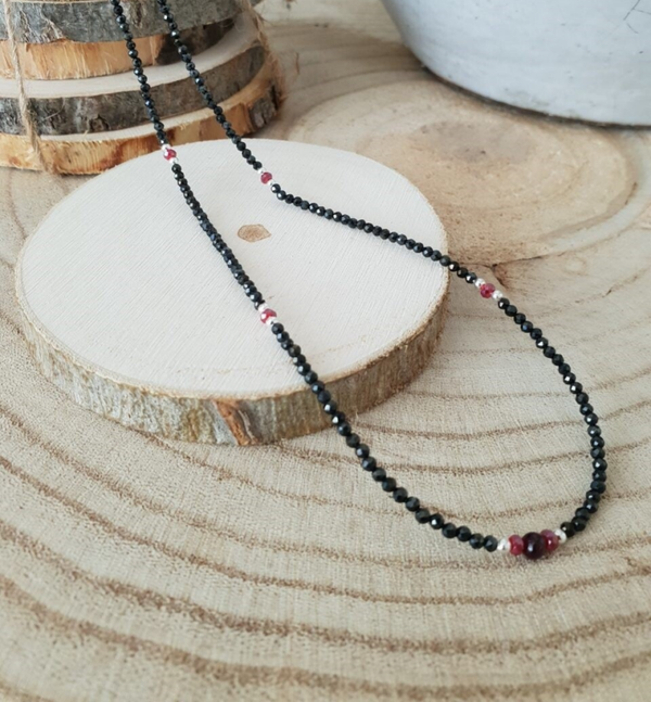 Art-Ajoure 925 Zilver handgemaakte halsketting met  Spinel en Granaat edelstenen